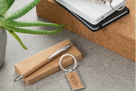 eco-branded-pen-and-keyring